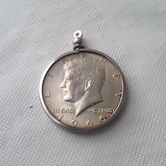 1966 40% Silver Half Dollar Coin, 18in 925 Chain - Picture 4 of 7